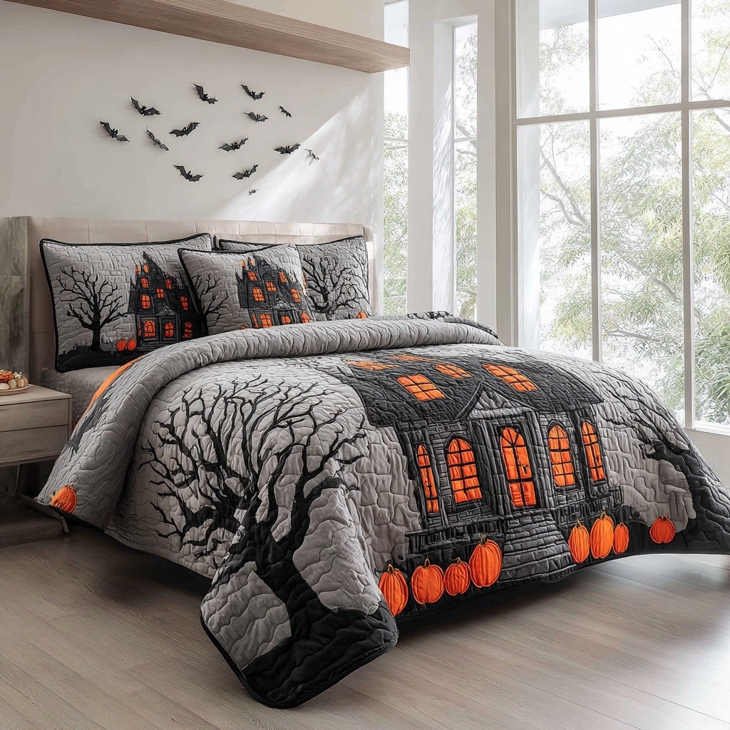 Bat Winged Estate 3-Piece Quilted Bedding Set NCU0VL3677